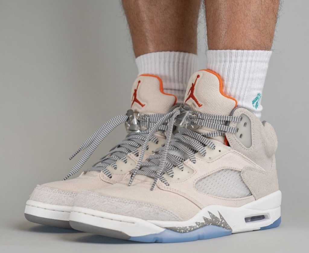 Air Jordan 5 SE Craft Light Orewood Brown FD9222 180 On Feet 1