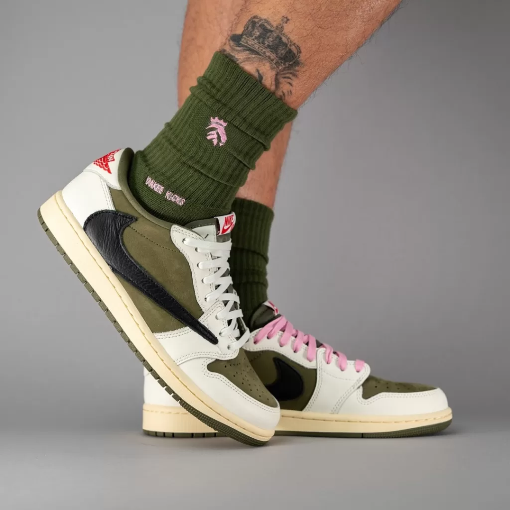 The Travis Scott x Air Jordan 1 Medium Olive On Foot Look Released Sneakers